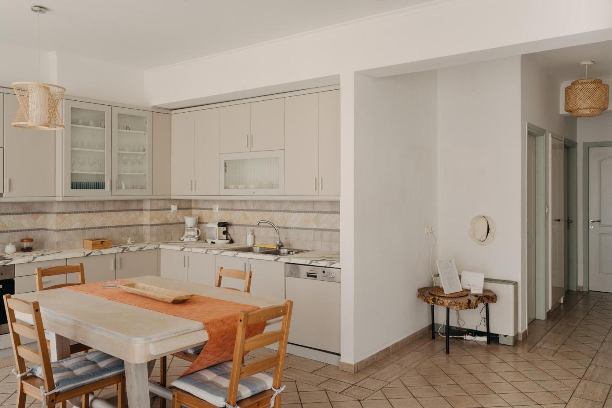Lazarus 2Bd Apartment In The Center Πάτρα Εξωτερικό φωτογραφία